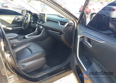 2021 Toyota Rav4 Hybrid Xle Premium z USA, uszkodzony, nr VIN 4T3B6RFV2MU041696